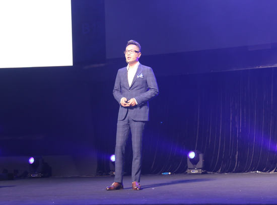 与满京华一起 让想象发生