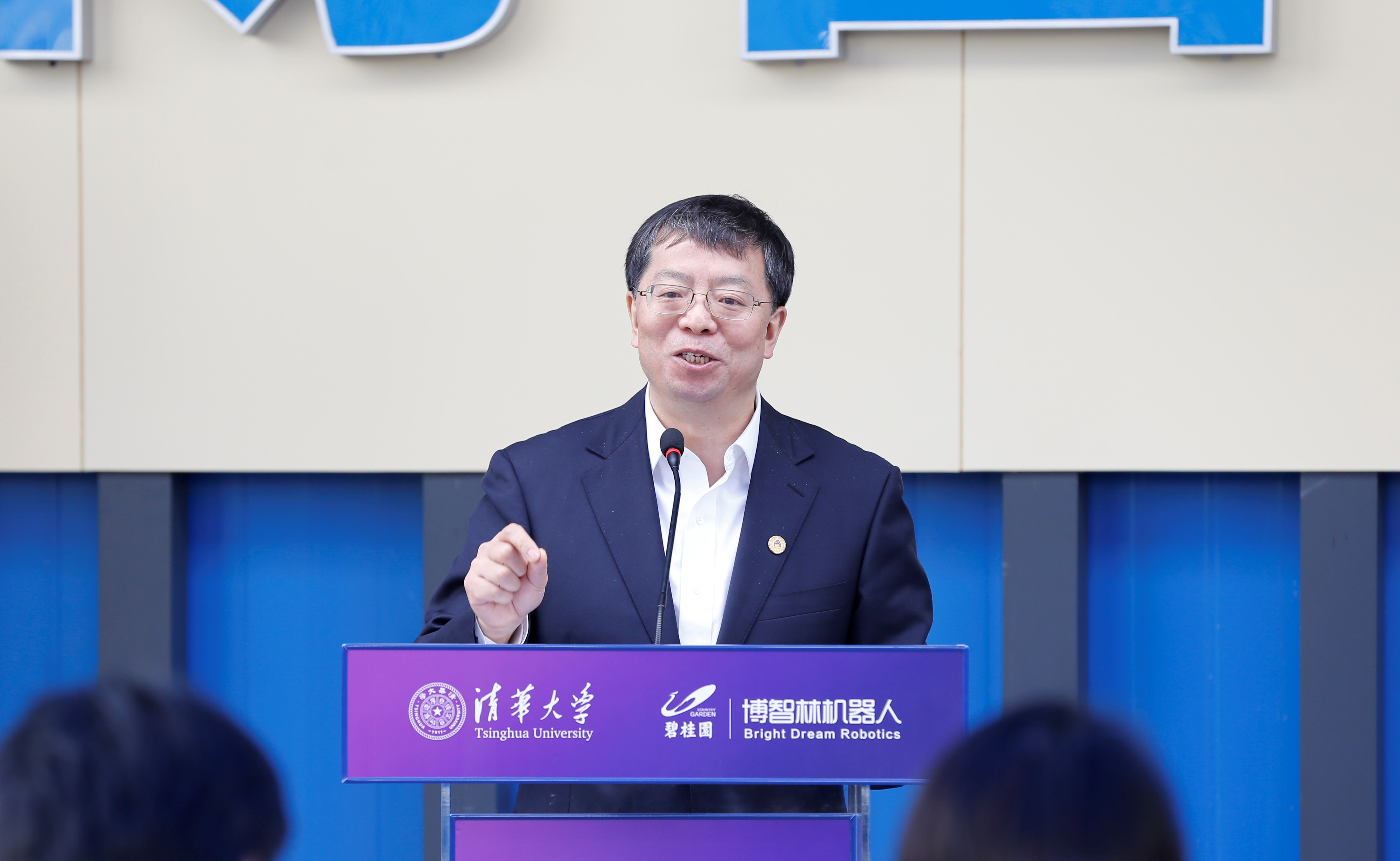 6cdd51b3-5b18-419d-9409-8ad05af9d132.jpg